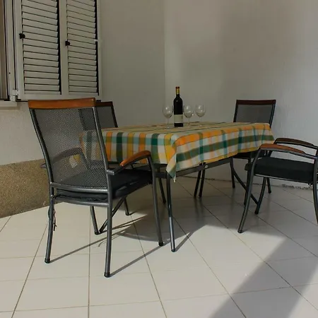 Apartments Pino Makarska Buitenkant foto