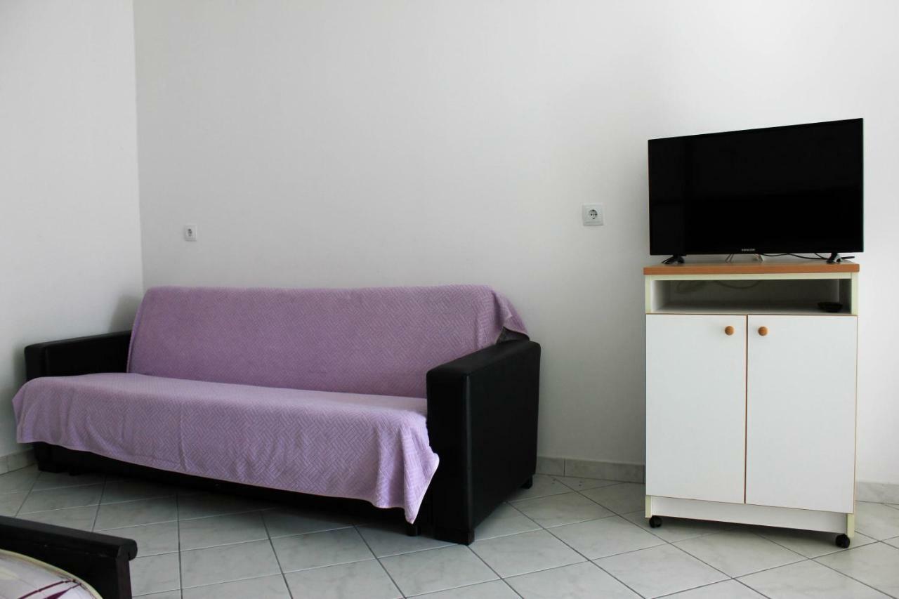 Apartament Pino *