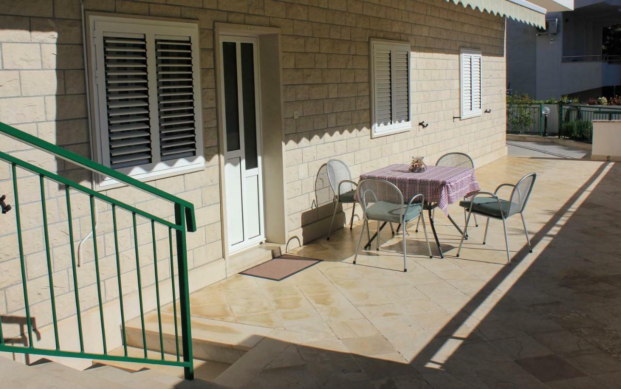 Apartament Pino *