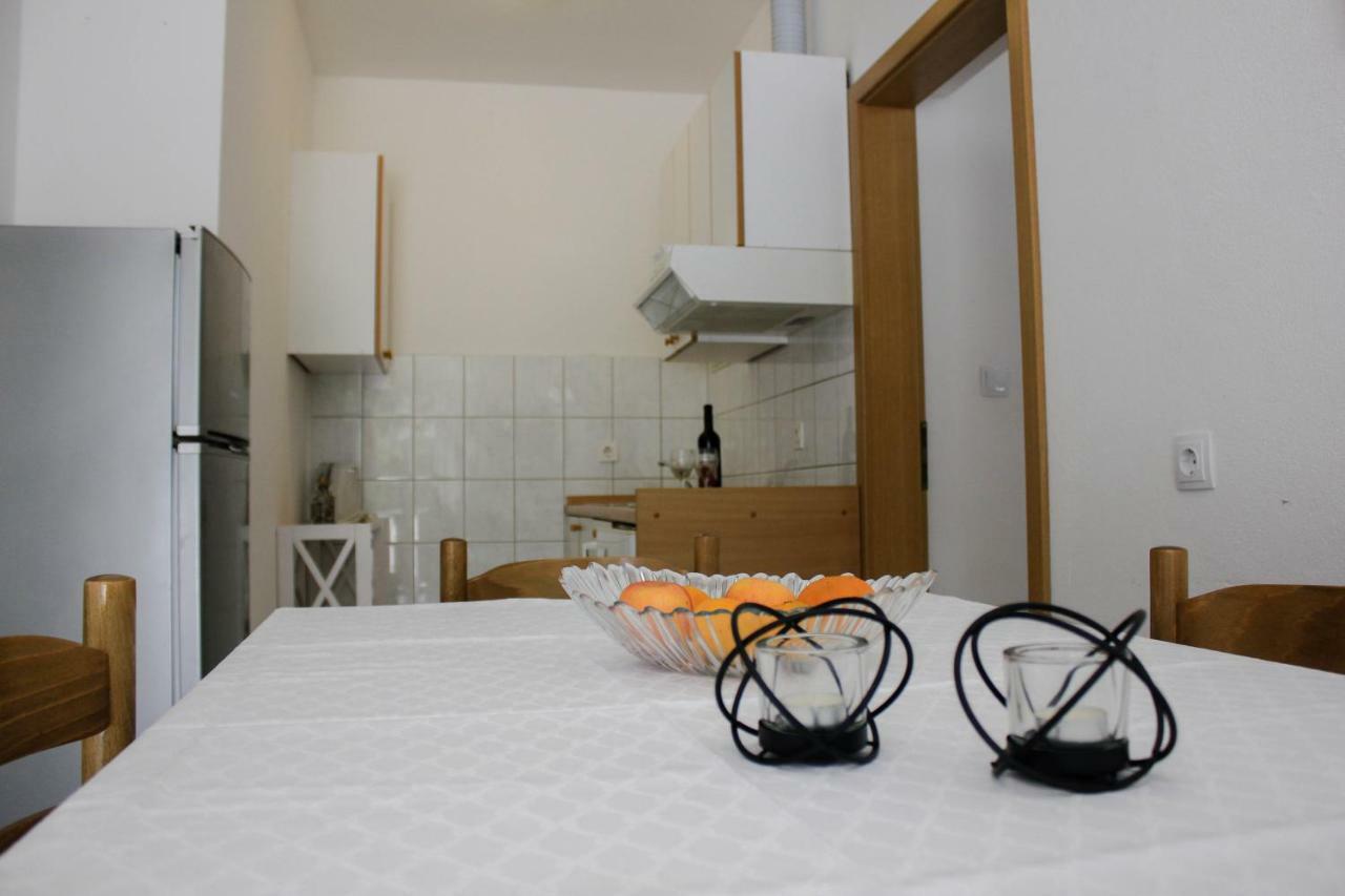 Apartament Pino *