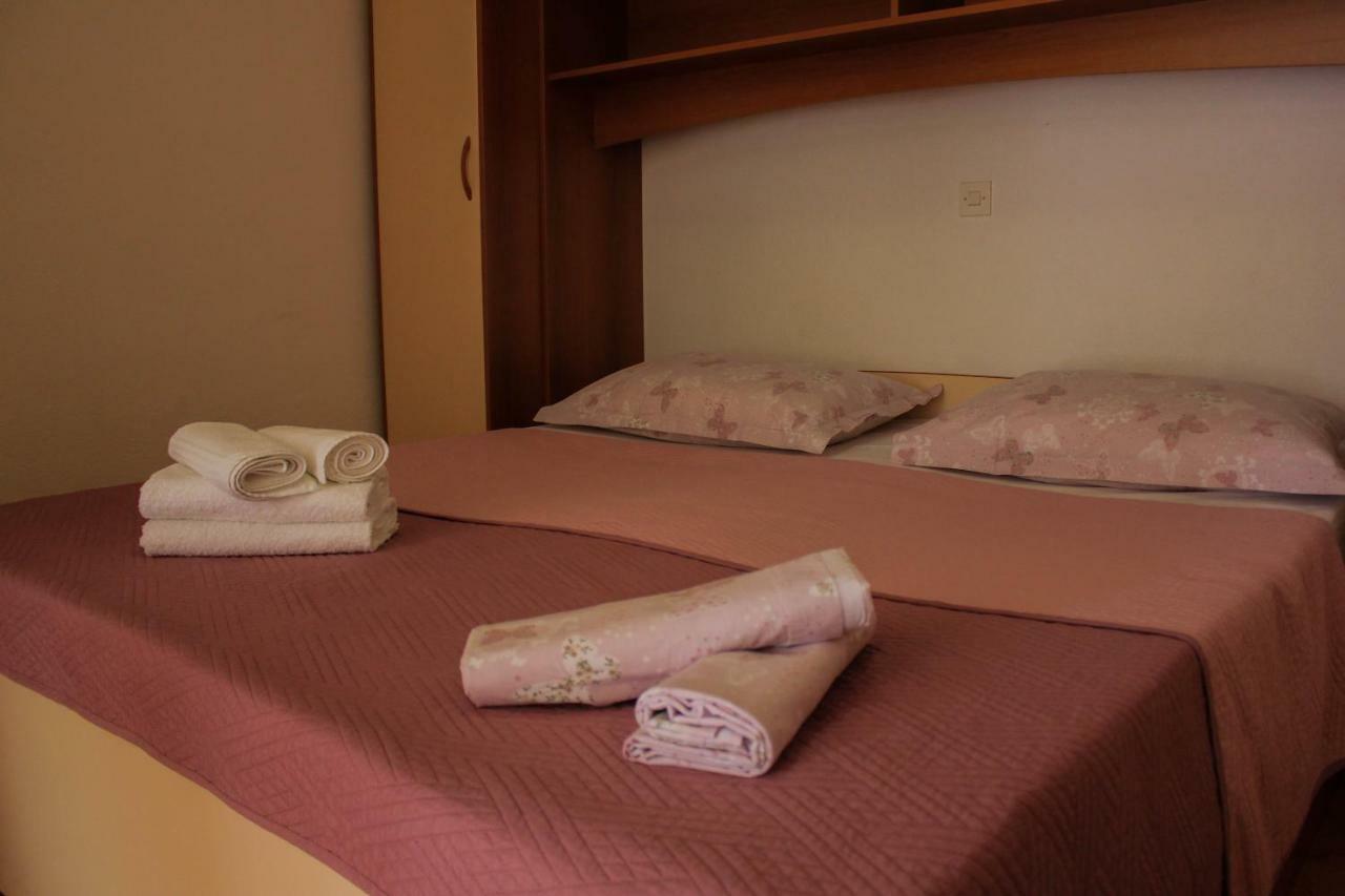 Pino * Makarska