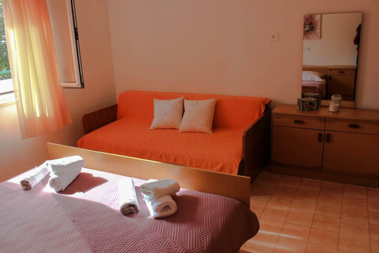 Pino * Makarska